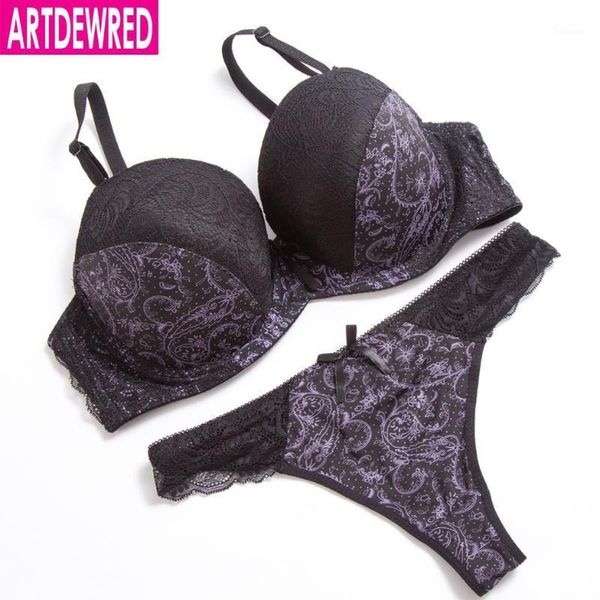 artdewred embroidery de france large size bra brief sets cotton women bra set push up lace underwear big panty set1, Red;black
artdewred embroidery de france large size bra brief sets cotton women bra set push up lace underwear big panty set1, Red;black