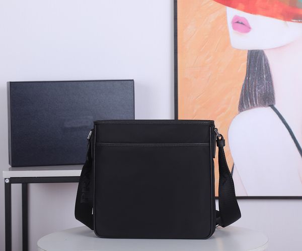 2vh797 men mujer handbags handle shopping brand nylon shoulder bolsos luxury handbag women
2vh797 men mujer handbags handle shopping brand nylon shoulder bolsos luxury handbag women
