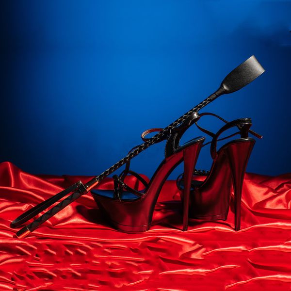 fantaisie bondage mince récolte cuir équitation boutique esclave sexuels poignée pour pagaie fétiche fouets de jouets soumission fe xtwb
fantaisie bondage mince récolte cuir équitation boutique esclave sexuels poignée pour pagaie fétiche fouets de jouets soumission fe xtwb