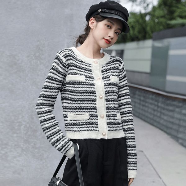 new korean version autumn winter long-sleeved korean long sleeve of small fragrance in autumn and winter 2020super beautiful temperamenttiny, White;black
new korean version autumn winter long-sleeved korean long sleeve of small fragrance in autumn and winter 2020super beautiful temperamenttiny, White;black