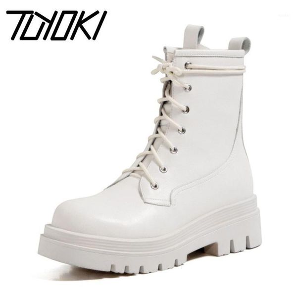 boots tuyoki real leather woman ankle cross strap fashion platform warm winter shoes women thick heel short boot size 34-401, Black
boots tuyoki real leather woman ankle cross strap fashion platform warm winter shoes women thick heel short boot size 34-401, Black