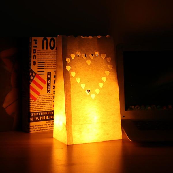 10pcs heart-shaped luminous paper bag lights holiday decoration lamp holder candle bag wedding party home decoration supplies
10pcs heart-shaped luminous paper bag lights holiday decoration lamp holder candle bag wedding party home decoration supplies