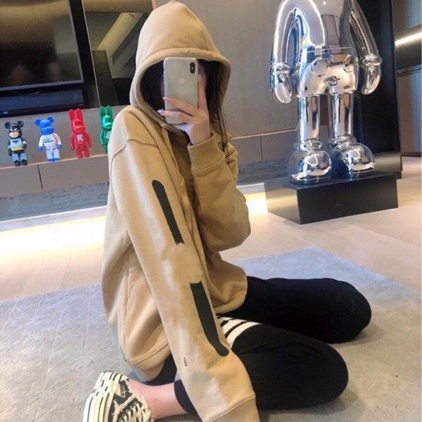 20fw sleeve printing fashion sweatshirt men women half zipper autumn hoodie with letters pullover sweater hooded streetwear m-2xl, Black
20fw sleeve printing fashion sweatshirt men women half zipper autumn hoodie with letters pullover sweater hooded streetwear m-2xl, Black