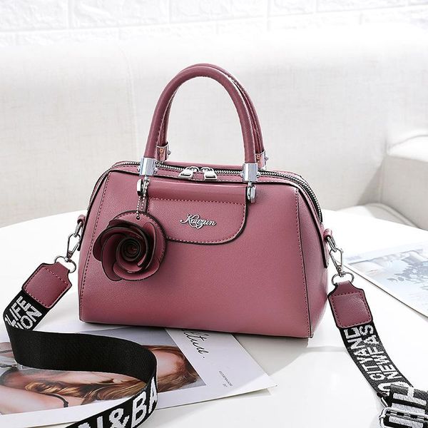 fashion brand women solid totes handbag lady party handbag casual crossbody bags womens messenger shoulder bags 
fashion brand women solid totes handbag lady party handbag casual crossbody bags womens messenger shoulder bags