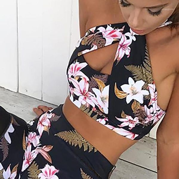 gym clothing 2021 strappy cross bandage push up sports vest with floral prints detachable & washable chest pads1, White;black
gym clothing 2021 strappy cross bandage push up sports vest with floral prints detachable & washable chest pads1, White;black