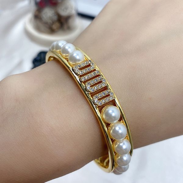 famous brand letter diamond lady d bracelet designer new copper inlaid zircon pearl bracelet 925 sterling silver bracelet with original box, Black
famous brand letter diamond lady d bracelet designer new copper inlaid zircon pearl bracelet 925 sterling silver bracelet with original box, Black
