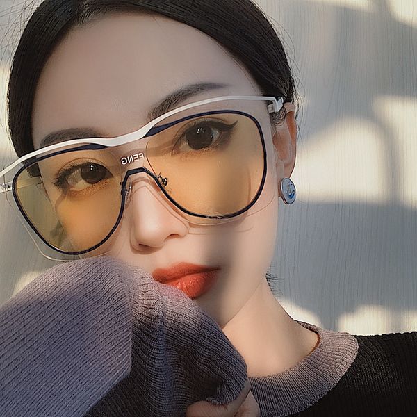 women's special design sunglasses windproof creative personality siamese goggles popular elements oversized frame sunglasses, White;black
women's special design sunglasses windproof creative personality siamese goggles popular elements oversized frame sunglasses, White;black