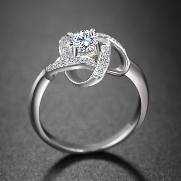 luxury designers fashion cross-border new s925 silver ring nine hearts a flower zircon simulation diamond ring ladies wedding ring, Golden;silver
luxury designers fashion cross-border new s925 silver ring nine hearts a flower zircon simulation diamond ring ladies wedding ring, Golden;silver