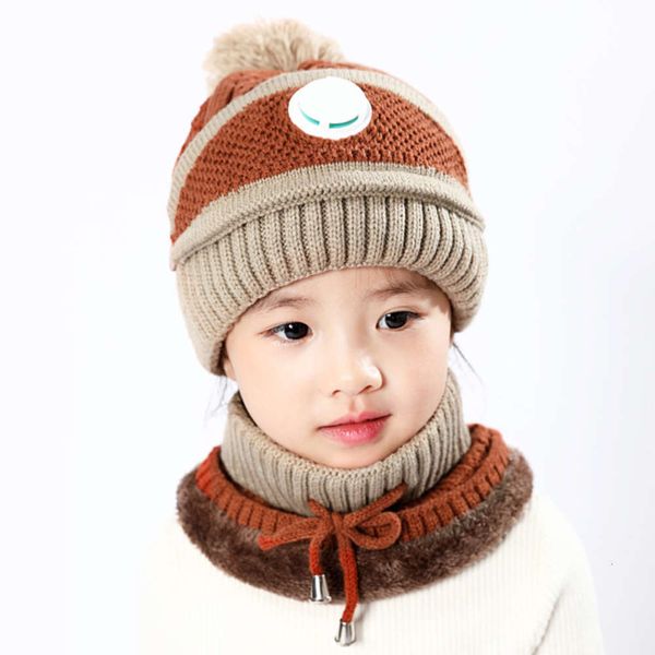vae autumn winter children's breathing and boys' girls' hat three piece bib ighg, Red;brown
vae autumn winter children's breathing and boys' girls' hat three piece bib ighg, Red;brown