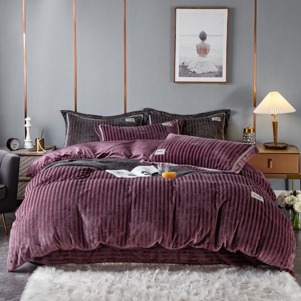 4pcs thick duvet cover set velvet l bedding warm double side sheet cover jacquard velvet printing dyeing applique design 200*230 220*240
4pcs thick duvet cover set velvet l bedding warm double side sheet cover jacquard velvet printing dyeing applique design 200*230 220*240