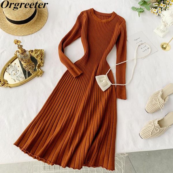 autumn and winter long-sleeved knitted dress new korean slim elastic mid-length pleated sweater dress 201126, Black;gray
autumn and winter long-sleeved knitted dress new korean slim elastic mid-length pleated sweater dress 201126, Black;gray