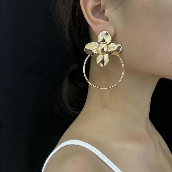 hoop earrings flower circle earring brincos korean fashion jewelry for women girls steampunk earrings, Golden;silver
hoop earrings flower circle earring brincos korean fashion jewelry for women girls steampunk earrings, Golden;silver
