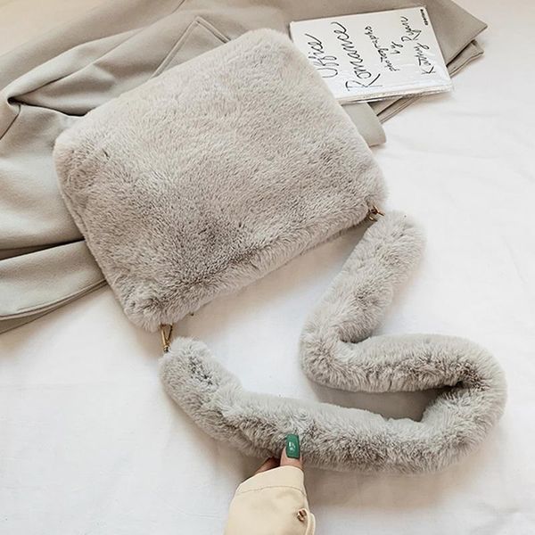 hbp fashion solid color shoulder underarm bag women plush soft autumn winter designers fluffy female totes handbag large capacity purse
hbp fashion solid color shoulder underarm bag women plush soft autumn winter designers fluffy female totes handbag large capacity purse