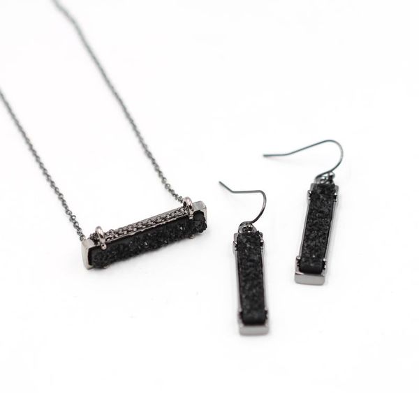 bar style square geometric rose gold and black resin druzy insert choker necklace pendants, Golden;silver
bar style square geometric rose gold and black resin druzy insert choker necklace pendants, Golden;silver