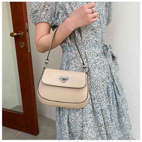2022 factory outlet simple texture underarm small women's fashion leisure women's hand personalized shoulder bag 76pv
2022 factory outlet simple texture underarm small women's fashion leisure women's hand personalized shoulder bag 76pv