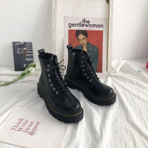 front zipper boots women 2020 new thick heel british short boots ins thin black single autumn winter
front zipper boots women 2020 new thick heel british short boots ins thin black single autumn winter