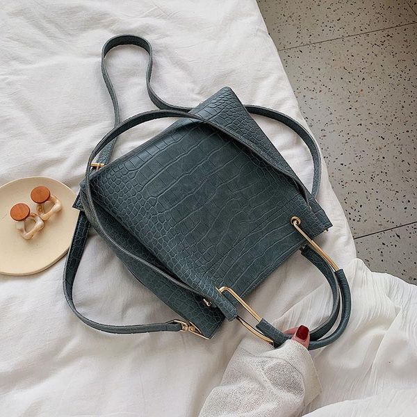 cross body stone pattern pu leather bucket bags for women 2021 small shoulder messenger bag lady fashion handbags luxury totes
cross body stone pattern pu leather bucket bags for women 2021 small shoulder messenger bag lady fashion handbags luxury totes