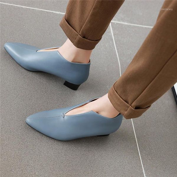 ymechic 2020 spring new reach pointed toe green blue black heels women concise chunky block heel shoes womens pumps big size1
ymechic 2020 spring new reach pointed toe green blue black heels women concise chunky block heel shoes womens pumps big size1