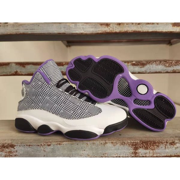 retro mens jumpman 13s basketball shoes 13 xiii sneakers grey black white single day glow in dark denim jean lebron 19 xix tennis with box
retro mens jumpman 13s basketball shoes 13 xiii sneakers grey black white single day glow in dark denim jean lebron 19 xix tennis with box