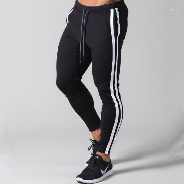 running pants black jogger men sweatpants autumn cotton trackpants gym fitness sport trousers male bodybuilding training bottoms1, Black;blue
running pants black jogger men sweatpants autumn cotton trackpants gym fitness sport trousers male bodybuilding training bottoms1, Black;blue
