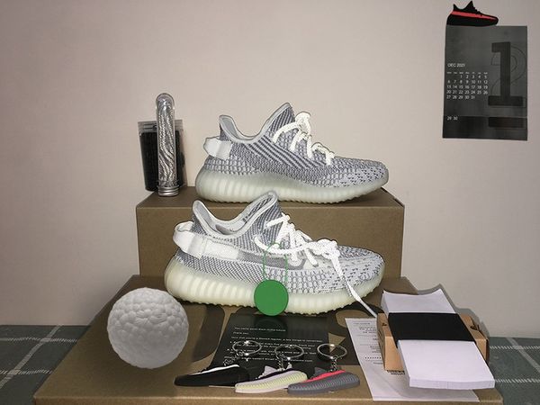 2021 with box fade natural asriel carbon ash trainers blue pearl stone kanye west v2 running shoes triple black white mens women sneakers
2021 with box fade natural asriel carbon ash trainers blue pearl stone kanye west v2 running shoes triple black white mens women sneakers