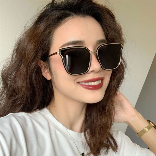 black 2020 red new polarized net sunglasses women's fashionable round face sunglasses, White;black
black 2020 red new polarized net sunglasses women's fashionable round face sunglasses, White;black