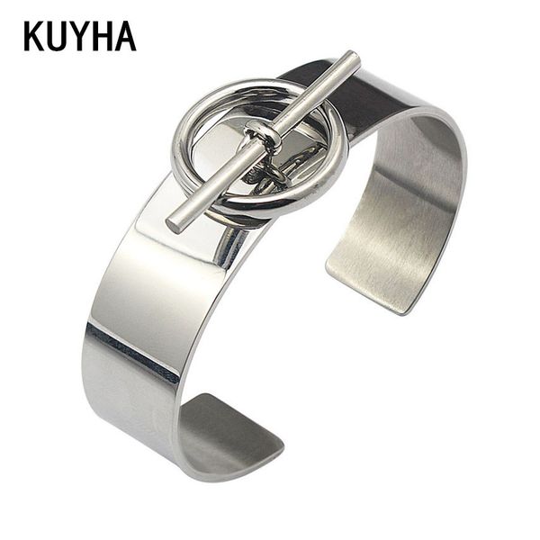 bangle round locked pendant & bracelet with charms men/women couple engravable laser bracelets fashion, Black
bangle round locked pendant & bracelet with charms men/women couple engravable laser bracelets fashion, Black