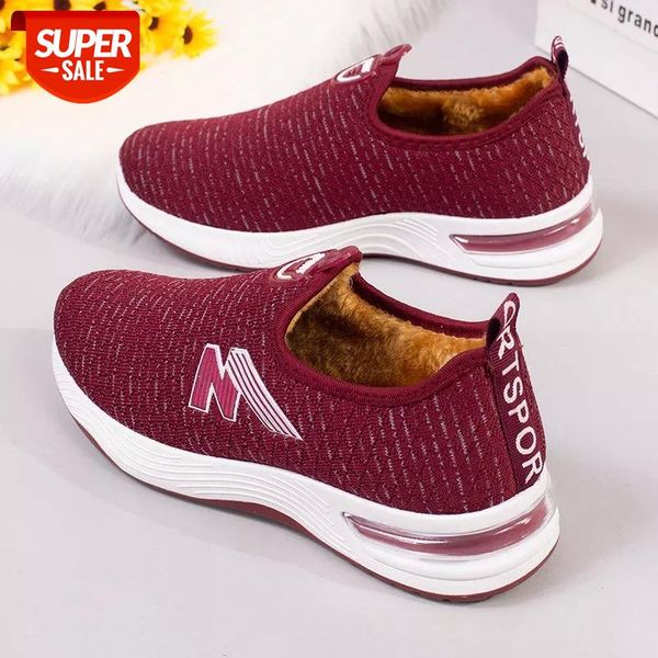 2020 winter traditional beijing cotton shoes female fleece thickened sneakers warm non-slip middle-aged mom cotton-padded shoes #ho28, Black
2020 winter traditional beijing cotton shoes female fleece thickened sneakers warm non-slip middle-aged mom cotton-padded shoes #ho28, Black