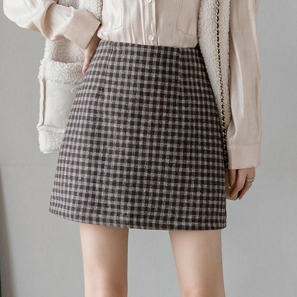 2 colors new autumn casual women skirt retro high waist plaid skirts female zipper mini woolen bag hip skirt mujer, Black
2 colors new autumn casual women skirt retro high waist plaid skirts female zipper mini woolen bag hip skirt mujer, Black