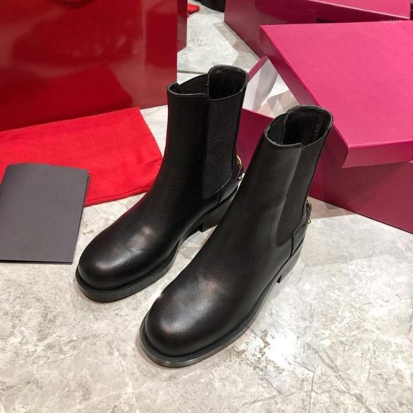 boots genuine leather autume winter for women designer metal decoration femal round toe 2021 1, Black
boots genuine leather autume winter for women designer metal decoration femal round toe 2021 1, Black