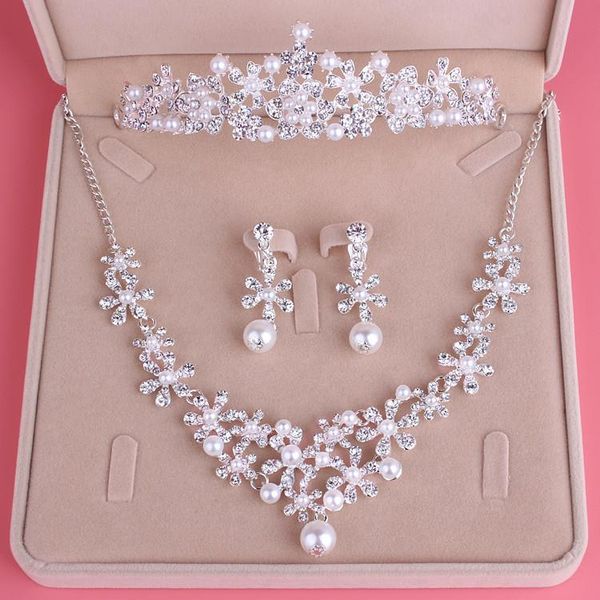 2021 fashion bride ornaments rhinestone wedding jewelery sets hairban necklace earrings wedding headwear pgraph accessories, Golden;silver
2021 fashion bride ornaments rhinestone wedding jewelery sets hairban necklace earrings wedding headwear pgraph accessories, Golden;silver
