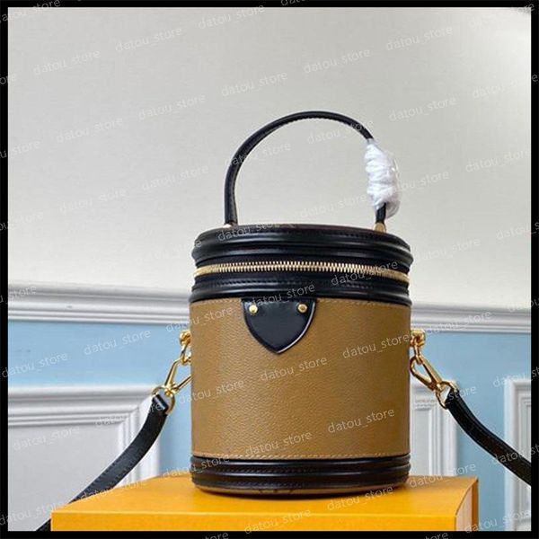 tote bag women luxurys designers bags handbags purses fashion cannes cylinder tote shoulder bag designers crossbody bag wallet
tote bag women luxurys designers bags handbags purses fashion cannes cylinder tote shoulder bag designers crossbody bag wallet
