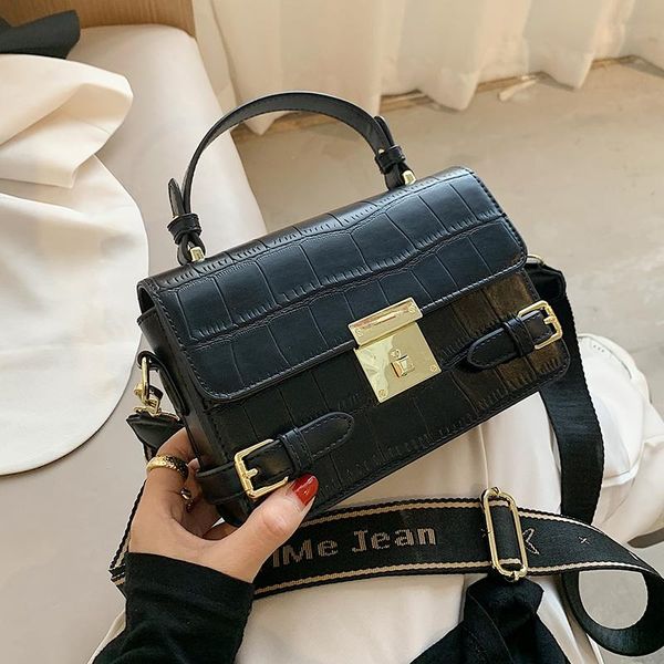 shoulder bags unique bag design retro square handbag & elegant messenger width 20cm
shoulder bags unique bag design retro square handbag & elegant messenger width 20cm