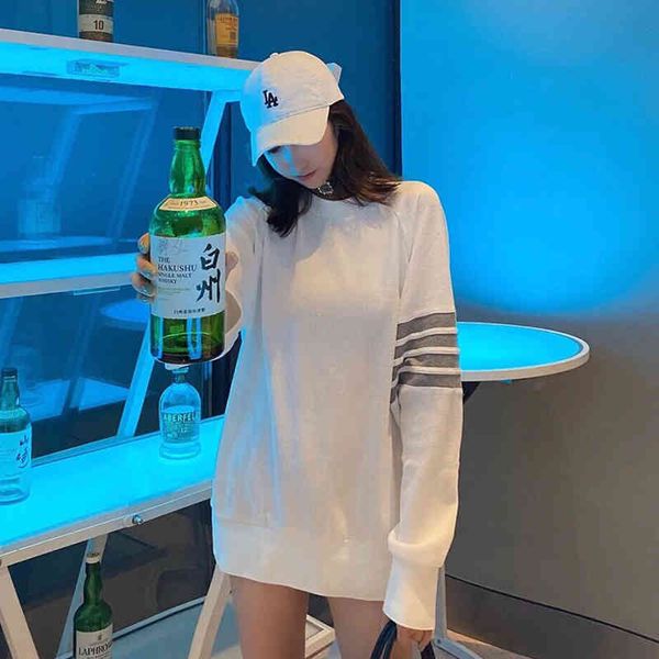 2022 factory wholesale new waffle sweater yarn dyed four bars men's and women's same pullover round neck korean casual loose coat, Black
2022 factory wholesale new waffle sweater yarn dyed four bars men's and women's same pullover round neck korean casual loose coat, Black