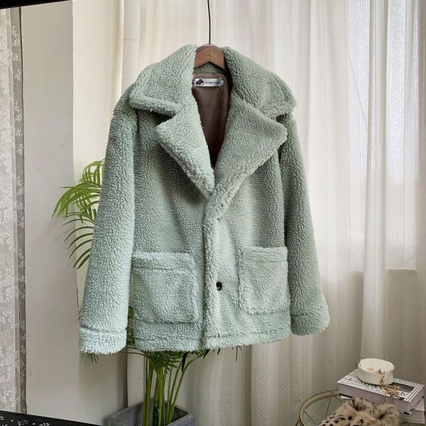 female winter coat loose thick warm lamb fur solid color button lapel plus size casual double pocket long sleeve wool coat, Black
female winter coat loose thick warm lamb fur solid color button lapel plus size casual double pocket long sleeve wool coat, Black