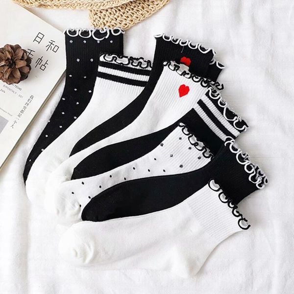 women socks autumn striped heart cotton solid color lace cute dots casual breathable white women fashion lady socks 1 pair1, Black;white
women socks autumn striped heart cotton solid color lace cute dots casual breathable white women fashion lady socks 1 pair1, Black;white