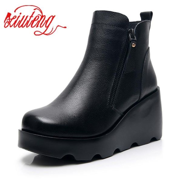 boots xiuteng 2021 short female national style retro women's winter leather wedge with thick sole flat shoe, Black
boots xiuteng 2021 short female national style retro women's winter leather wedge with thick sole flat shoe, Black