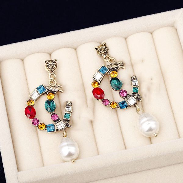 2021 women colorful crystal letters earrings irregular pearl earring 925 silver drop letter ear studs ladies designer jewelry gifts, Golden;silver
2021 women colorful crystal letters earrings irregular pearl earring 925 silver drop letter ear studs ladies designer jewelry gifts, Golden;silver