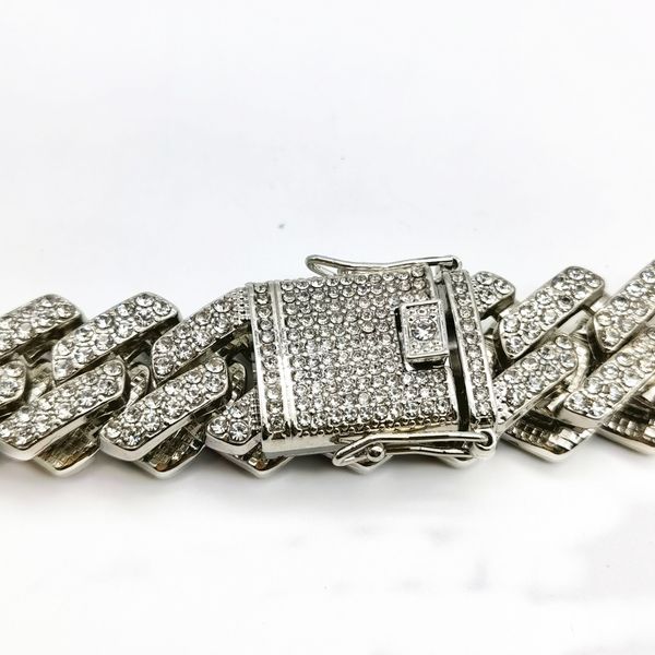 stylish new european and american hip-hop fashion cuban link chain mm mens necklace fully-jewelled diamond hiphop manufacturers selling fash, Golden;silver
stylish new european and american hip-hop fashion cuban link chain mm mens necklace fully-jewelled diamond hiphop manufacturers selling fash, Golden;silver
