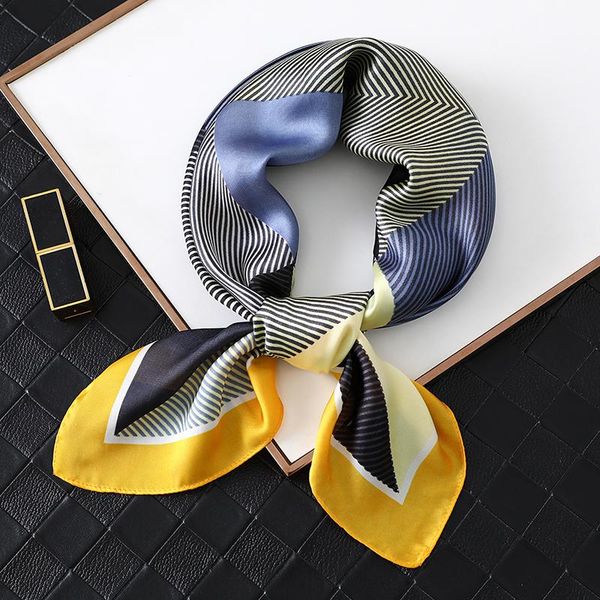 scarves 2021 women silk scarf square print fashion lady hair foulard shawl and wraps female bandana neckerchief design accessories, Blue;gray
scarves 2021 women silk scarf square print fashion lady hair foulard shawl and wraps female bandana neckerchief design accessories, Blue;gray