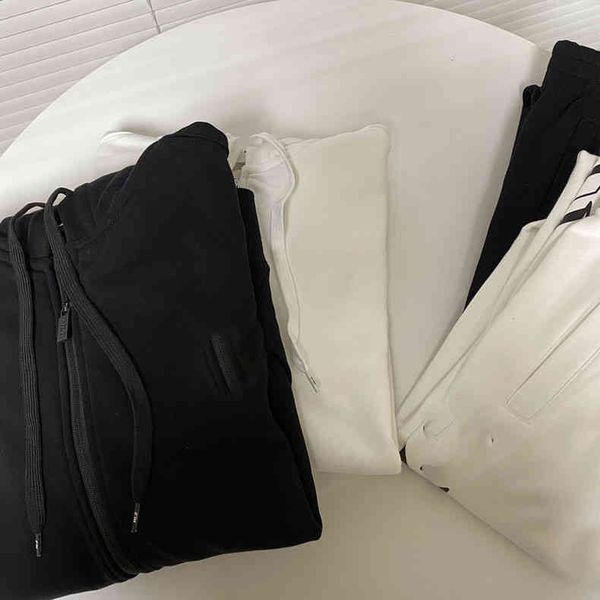 vintage m's new cross label printing embroidery set two-piece set fashion commuting 022511 clothing sale, Black
vintage m's new cross label printing embroidery set two-piece set fashion commuting 022511 clothing sale, Black