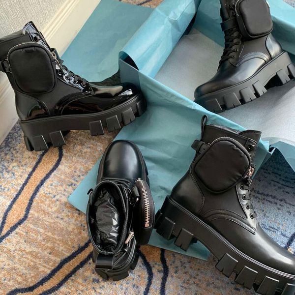 new england british ladies classic black leather platform martin fashion boots pocket bag lace-up boots
new england british ladies classic black leather platform martin fashion boots pocket bag lace-up boots