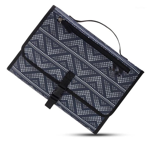 portable baby changing pad built-in head cushion waterproof travel clutch diaper bag for toddler1
portable baby changing pad built-in head cushion waterproof travel clutch diaper bag for toddler1