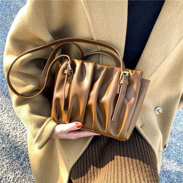 shoulder bags bag women's autumn/winter 2021 fashion underarm with high-grade foreign style fold
shoulder bags bag women's autumn/winter 2021 fashion underarm with high-grade foreign style fold