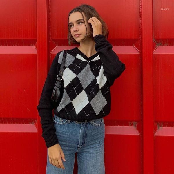 autumn black v neck vintage knit sweater casual plaid jumper women preppy style long sleeve pullover plus size winter clothes1, White;black
autumn black v neck vintage knit sweater casual plaid jumper women preppy style long sleeve pullover plus size winter clothes1, White;black
