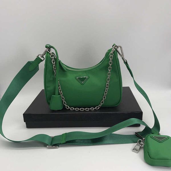 2021 new fashion solid color genuine leather shoulder messenger casual crossbody bags women handbags totes bag 2 sets evening clutch pur
2021 new fashion solid color genuine leather shoulder messenger casual crossbody bags women handbags totes bag 2 sets evening clutch pur