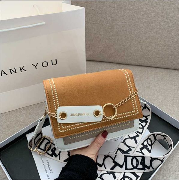 new style handbags handbags frosted chain embroidery thread hit color small square bag korean single shoulder messenger
new style handbags handbags frosted chain embroidery thread hit color small square bag korean single shoulder messenger