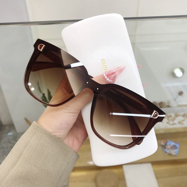 korean box black polarized female personality anti ultraviolet sunglasses big round face versatile glasses trend, White;black
korean box black polarized female personality anti ultraviolet sunglasses big round face versatile glasses trend, White;black