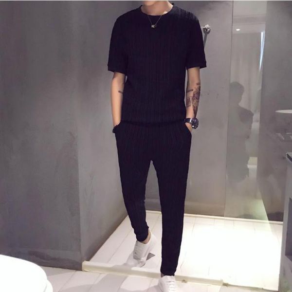 plain color streetwear men sets short sleeve t-shirt +ankle pants 2 piece set fashion men track suit light weight two piece set, Gray
plain color streetwear men sets short sleeve t-shirt +ankle pants 2 piece set fashion men track suit light weight two piece set, Gray