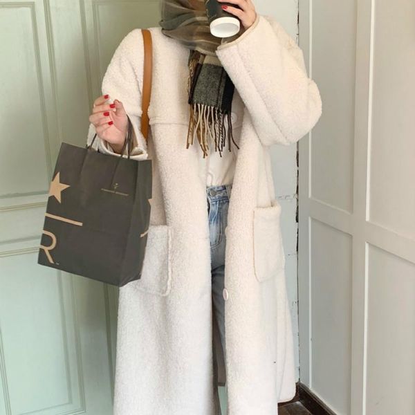 2021 winter women's fashion plus size loose lamb fur coat jacket single breasted full sleeve long overcoat outwear female parka, Tan;black
2021 winter women's fashion plus size loose lamb fur coat jacket single breasted full sleeve long overcoat outwear female parka, Tan;black